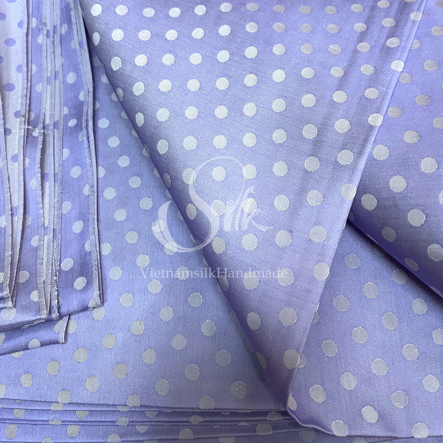 Light Purple dot silk - PURE MULBERRY SILK fabric by the yard - Polkadot silk -Luxury Silk - Natural silk - Handmade in VietNam- Silk with Design