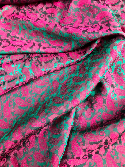 Green silk with Pink Paisley design - PURE MULBERRY SILK fabric by the yard - Luxury Silk - Natural silk - Handmade in VietNam- Silk with Design